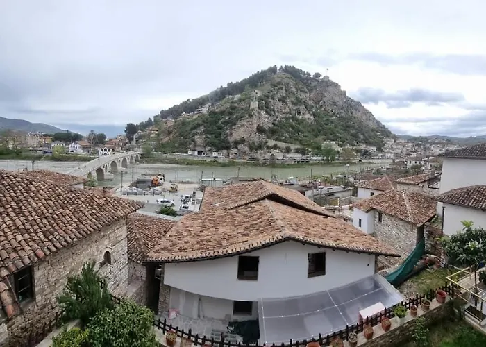 Romeo's بيت ضيافة بيرات